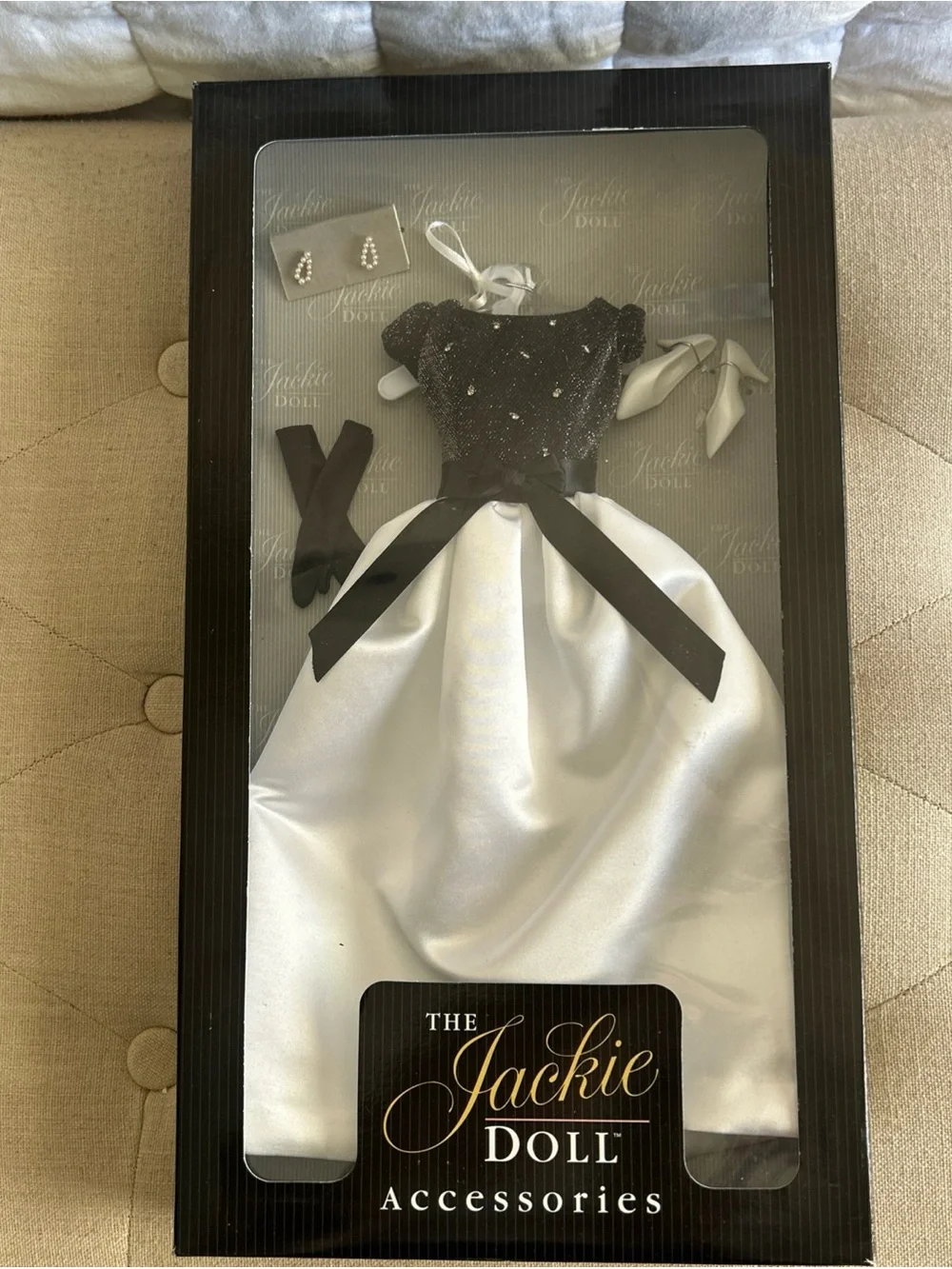 The Jackie Doll Accessories Franklin Mint 16” The Black and White Gown Ensemble
